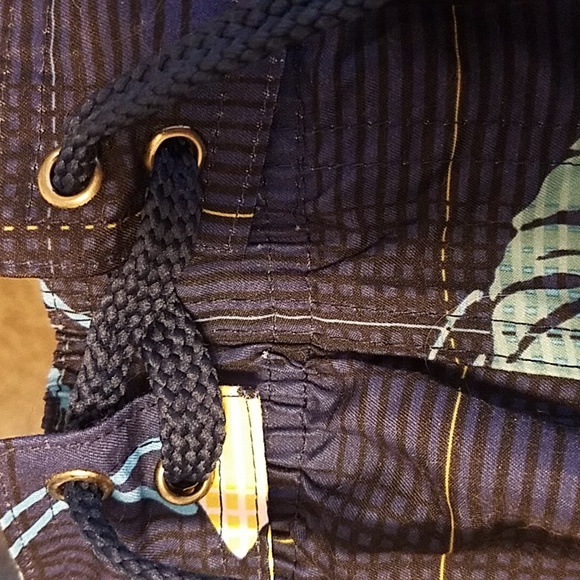 Mens Large Swim trunks - Picture 4 of 6